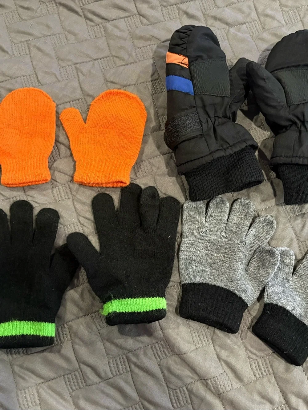 Toddler Winter Glove/ Mitten Bundle Set of 4 Size 2T-4T